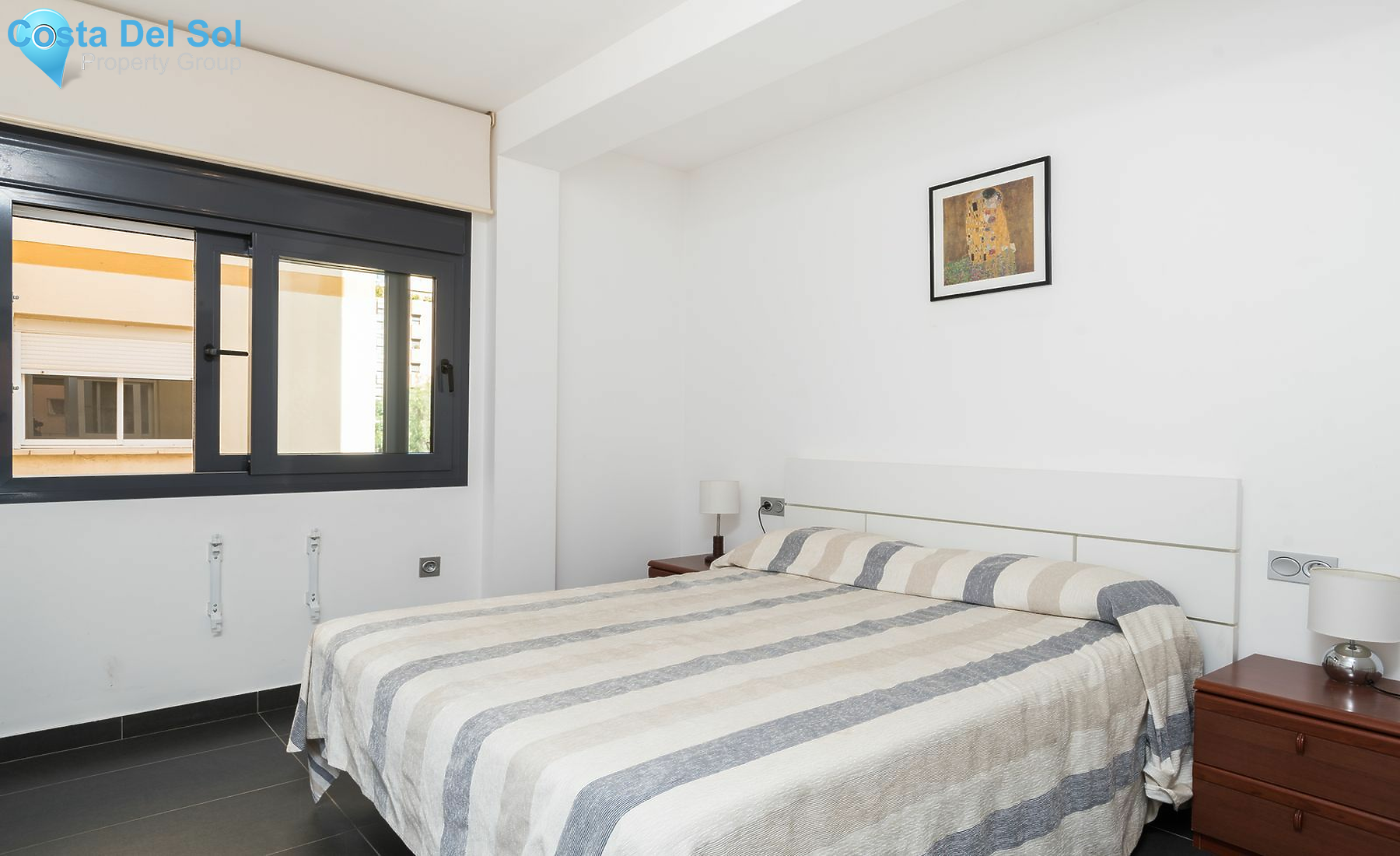 Middle Floor Apartment in Marbella-1513168