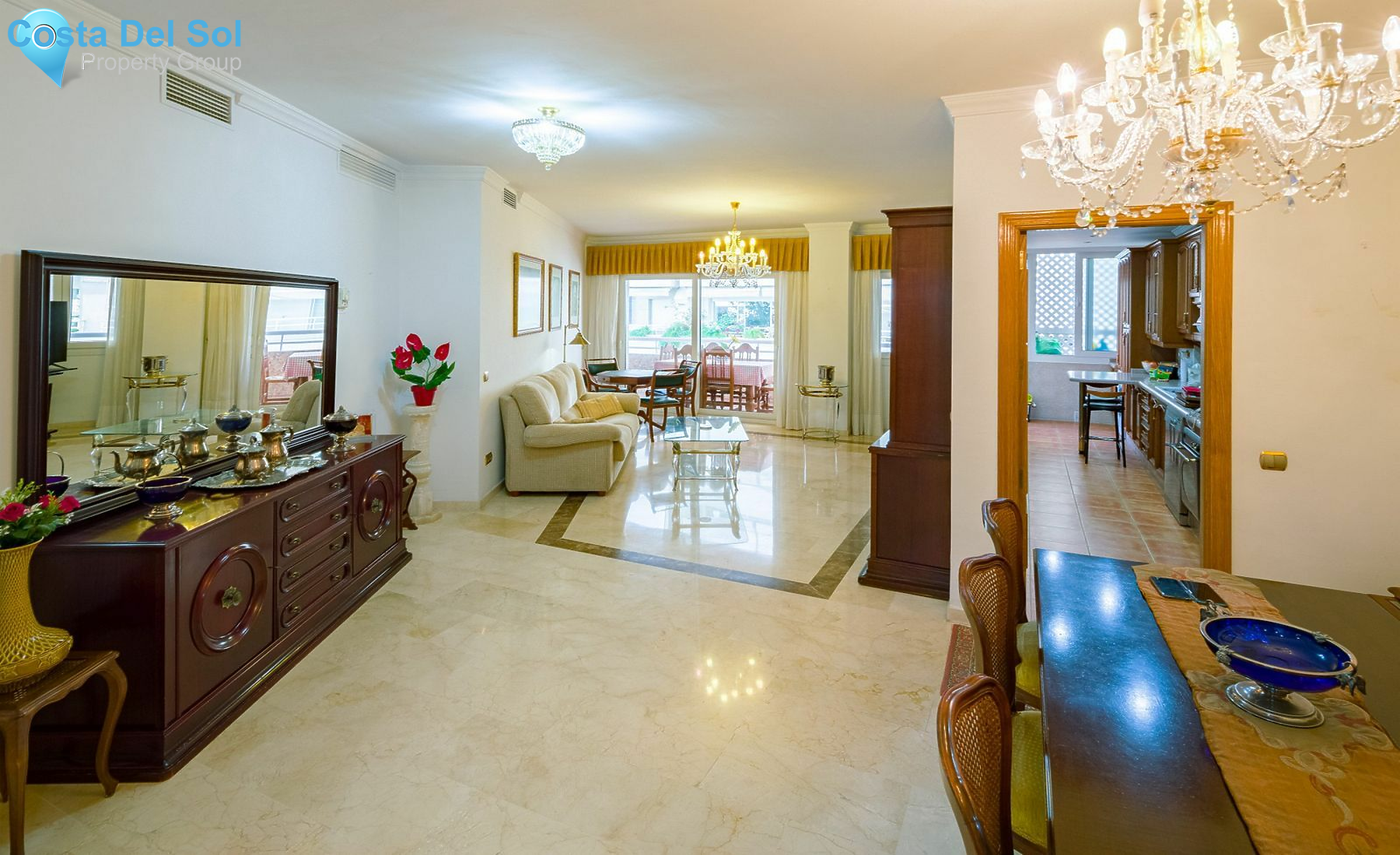 Middle Floor Apartment in Marbella-1516589