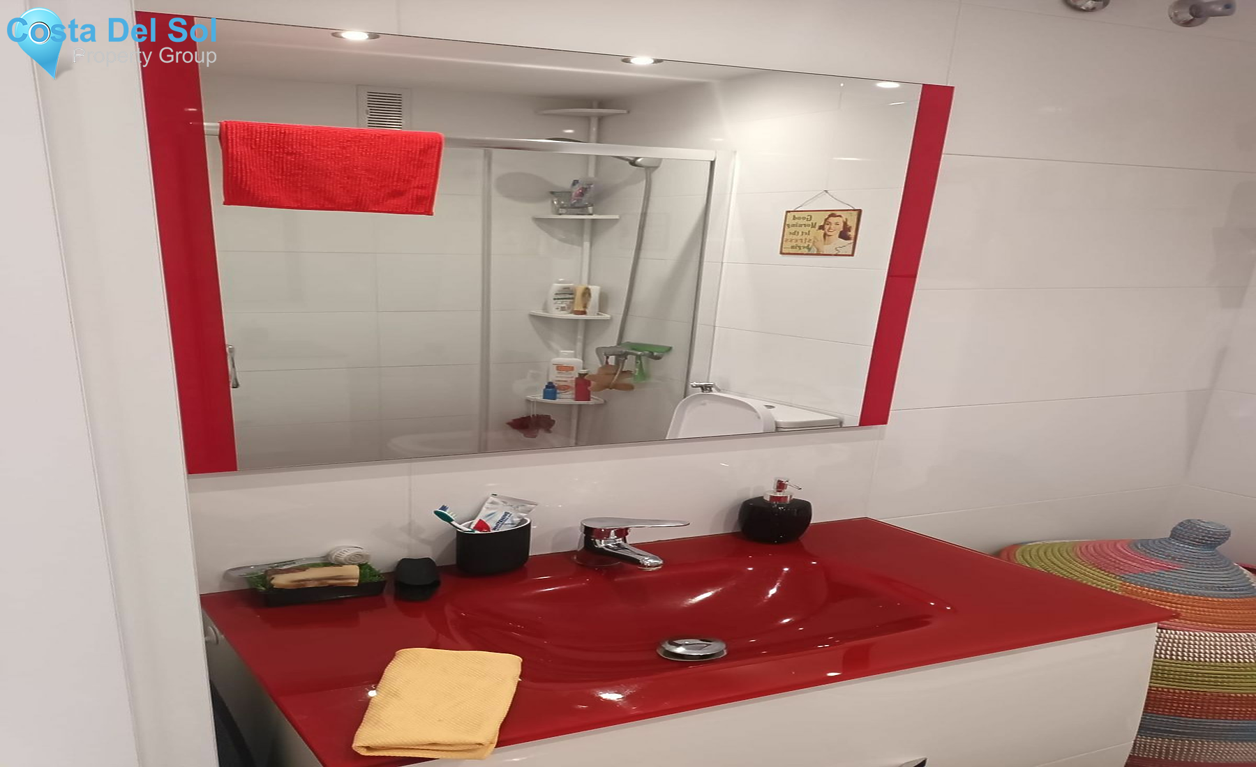 Middle Floor Apartment in Marbella-1516973