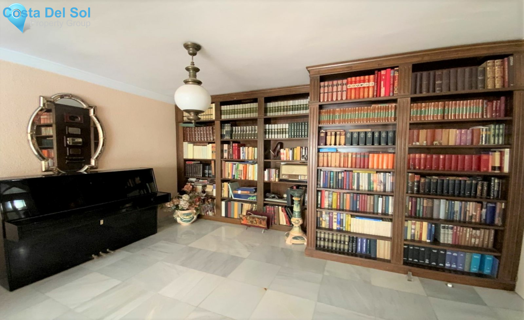 Middle Floor Apartment in Marbella-1520157