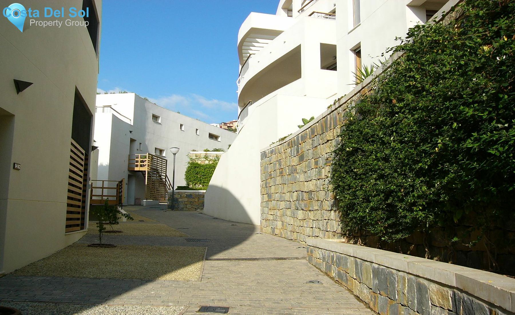 Middle Floor Apartment in Marbella-1531152