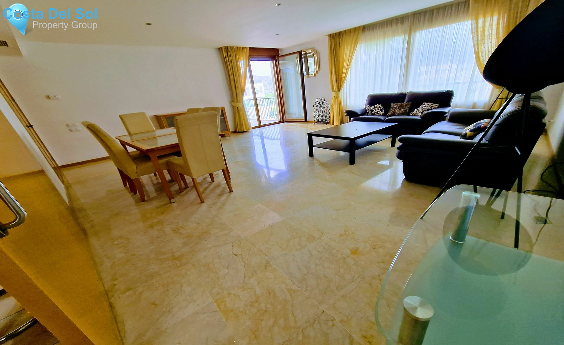Middle Floor Apartment in Marbella-1531144