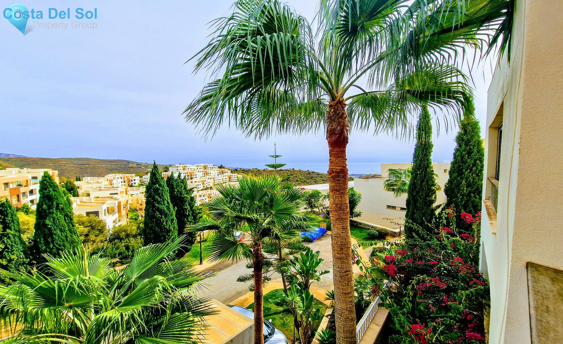 Middle Floor Apartment in Marbella-1531146