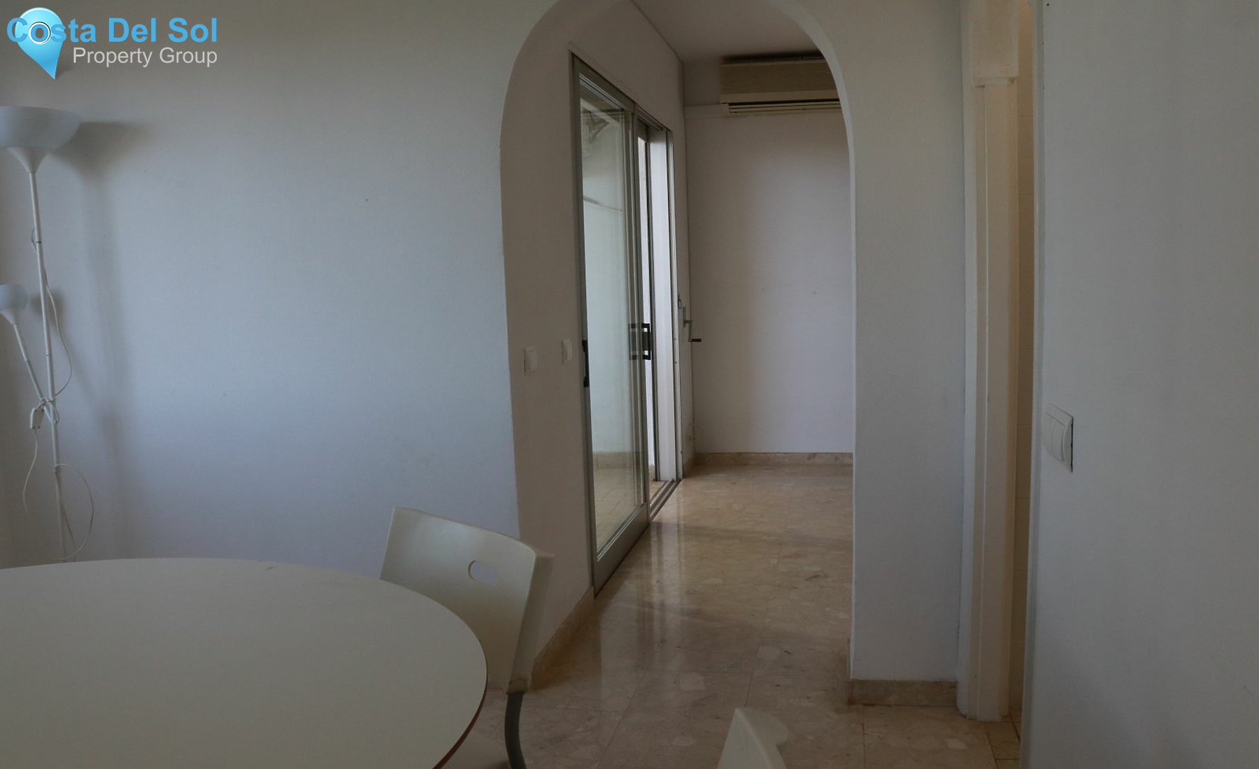 Middle Floor Apartment in Marbella-1535701