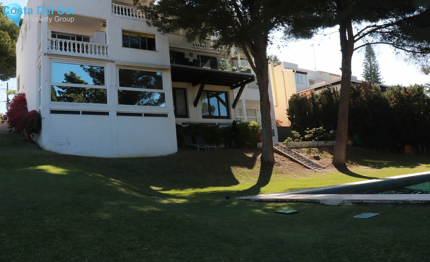 Middle Floor Apartment in Marbella-1535708