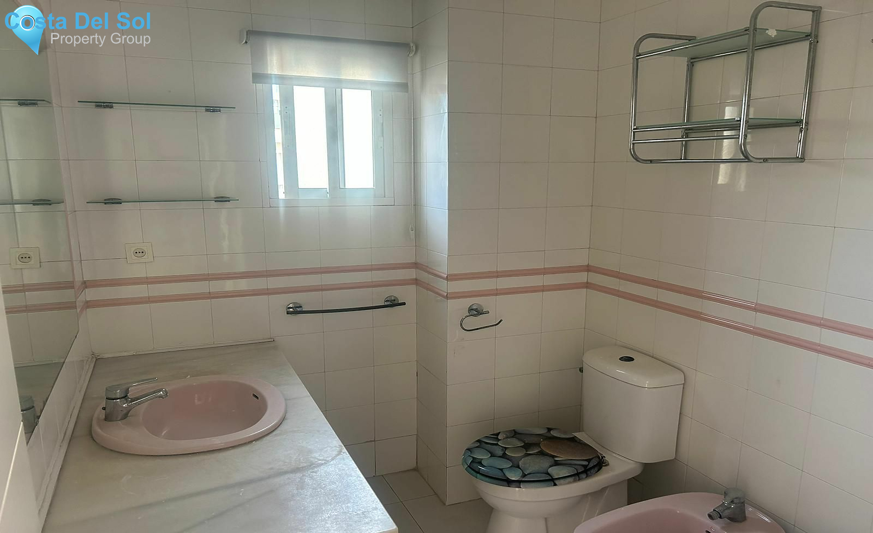 Middle Floor Apartment in Marbella-1544394