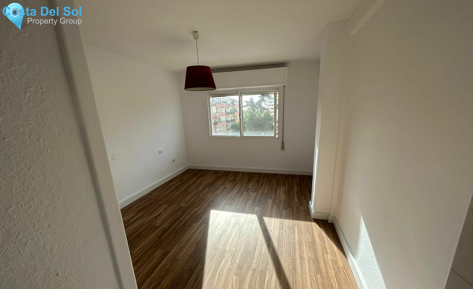 Middle Floor Apartment in Marbella-1544399
