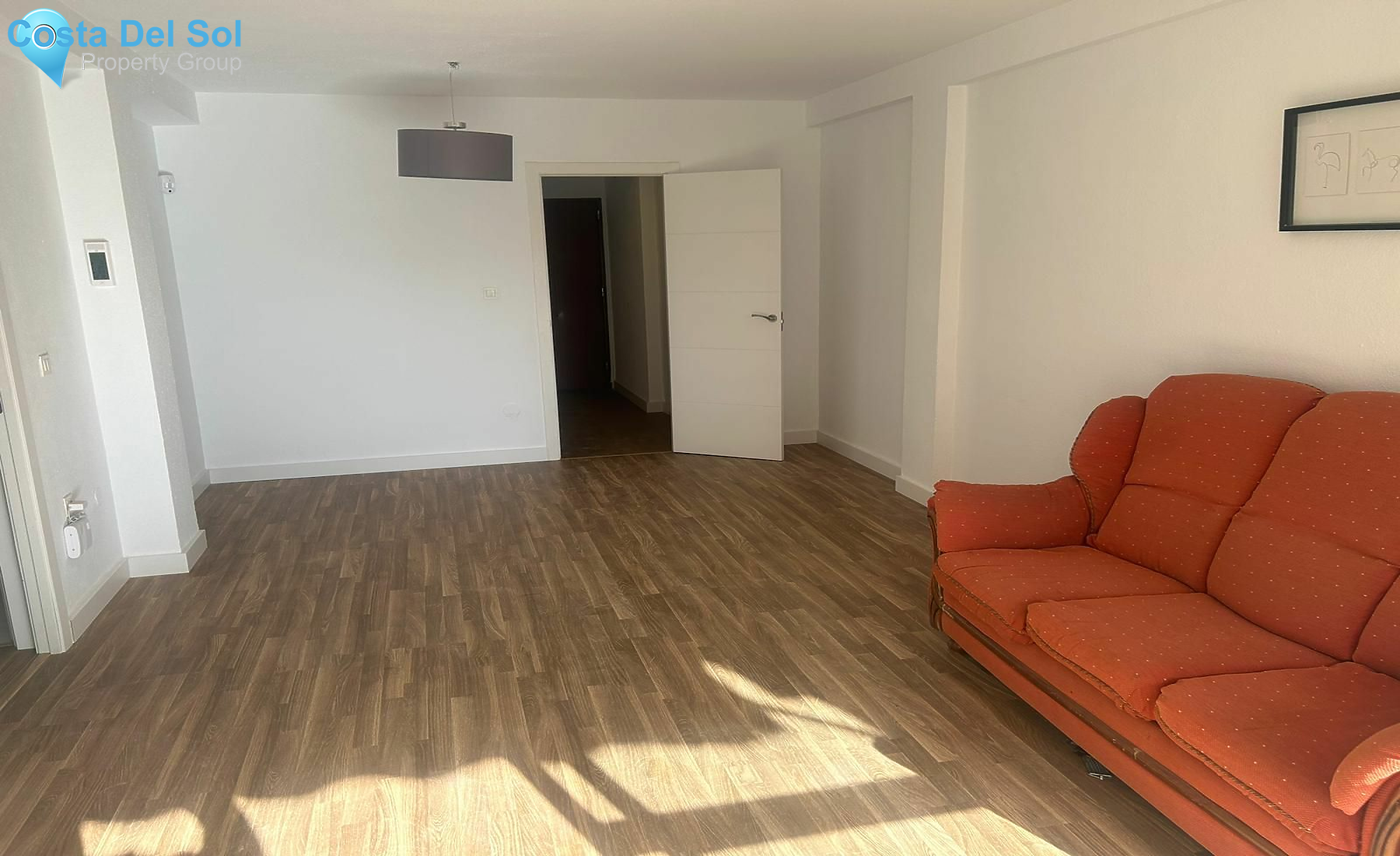 Middle Floor Apartment in Marbella-1544392
