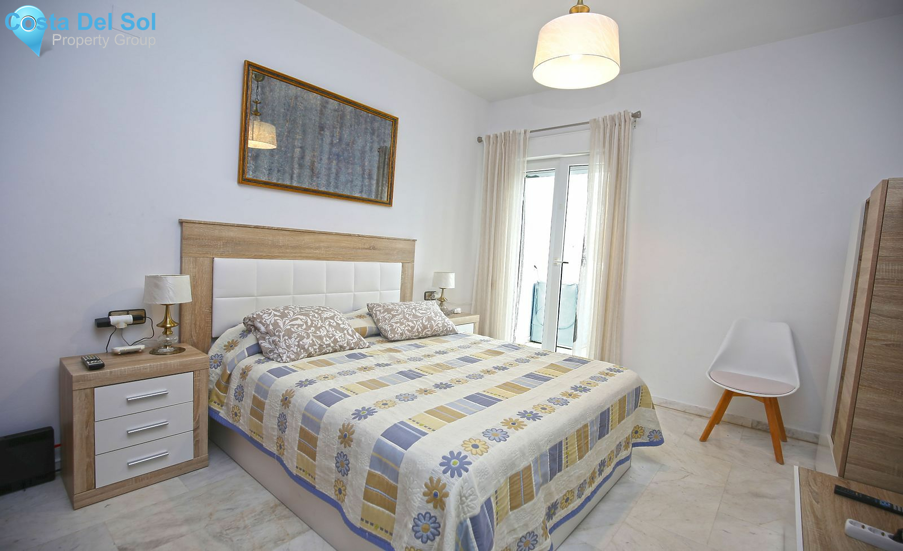 Middle Floor Apartment in Marbella-1545101