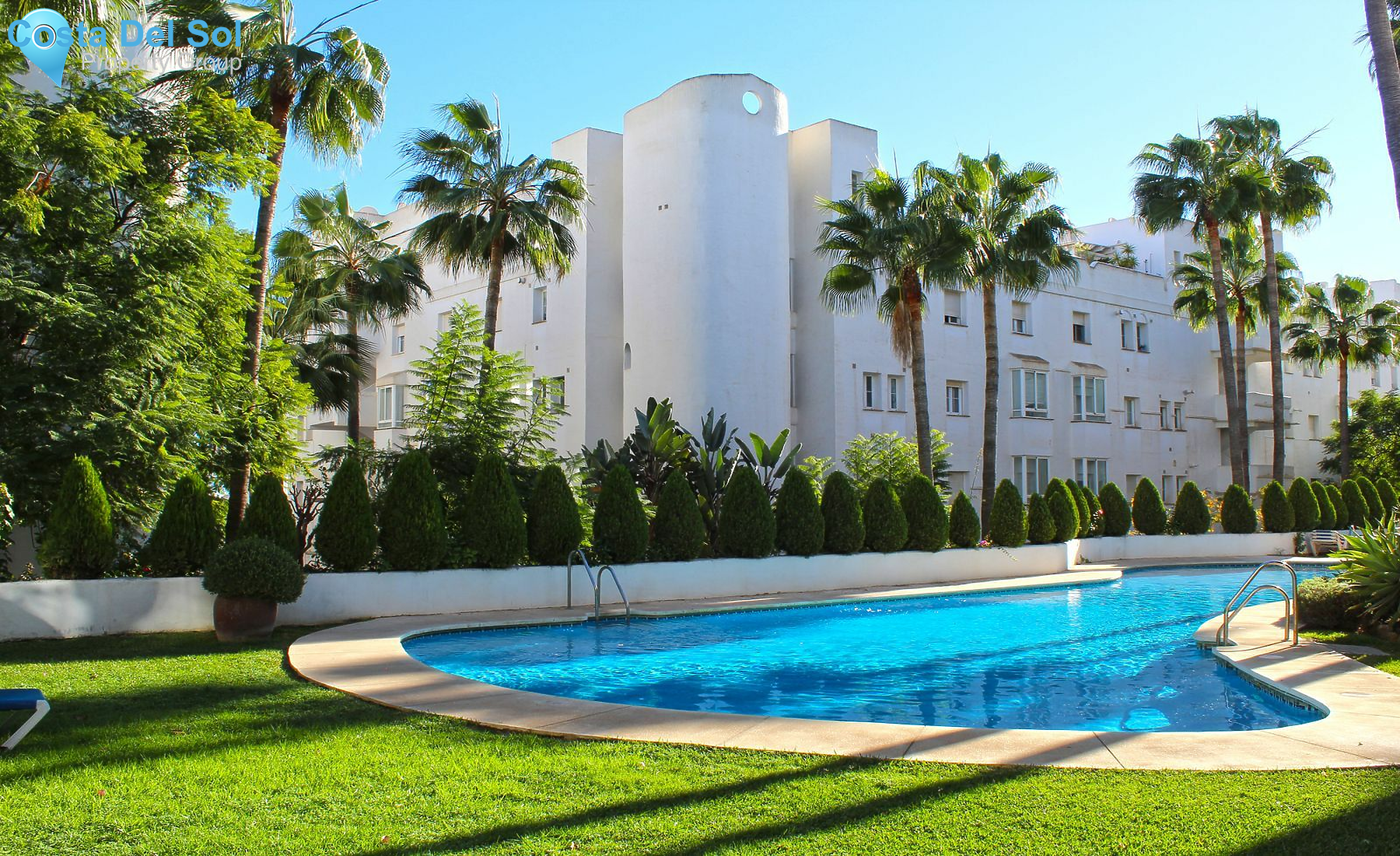 Middle Floor Apartment in Marbella-1545102