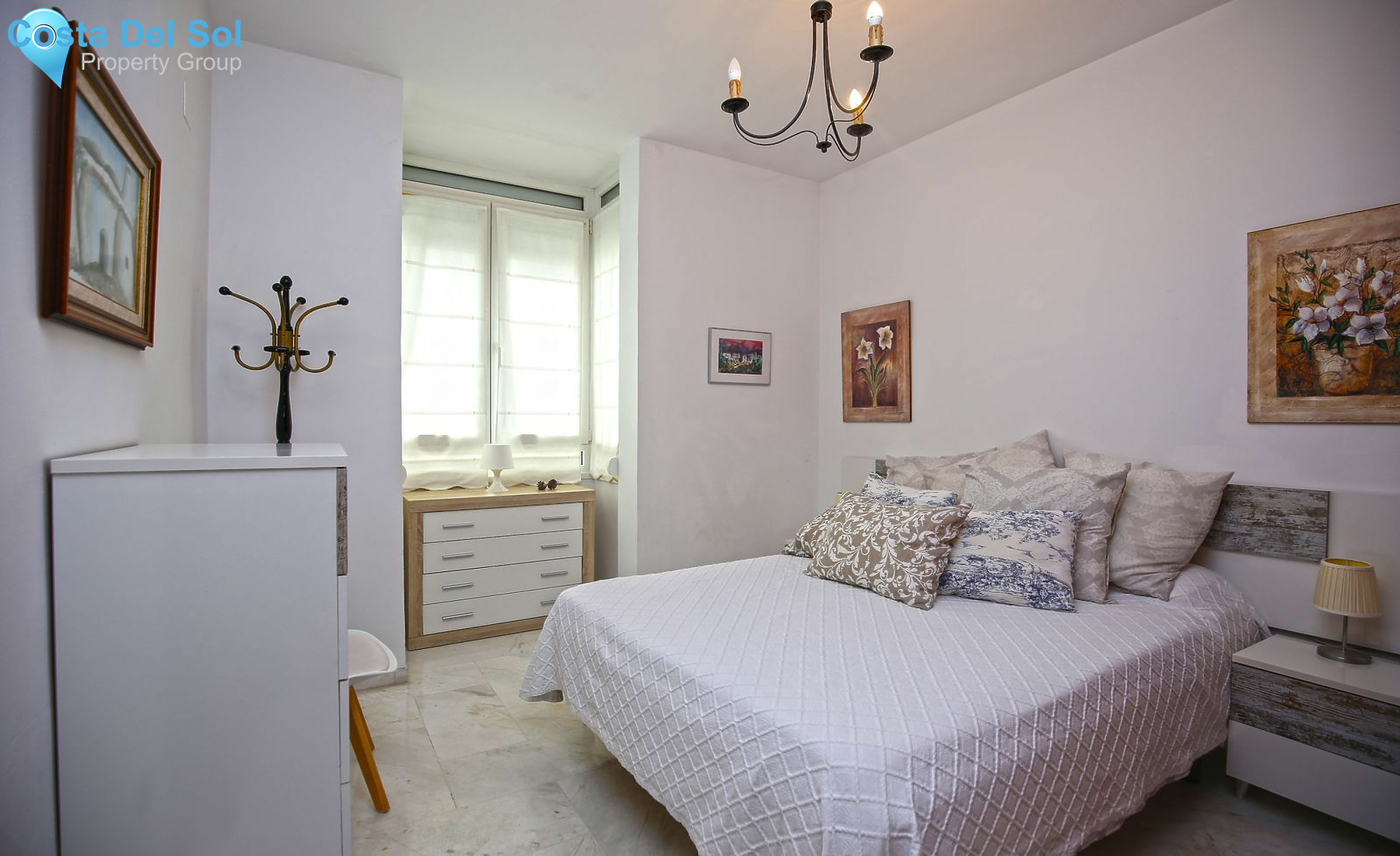 Middle Floor Apartment in Marbella-1545104
