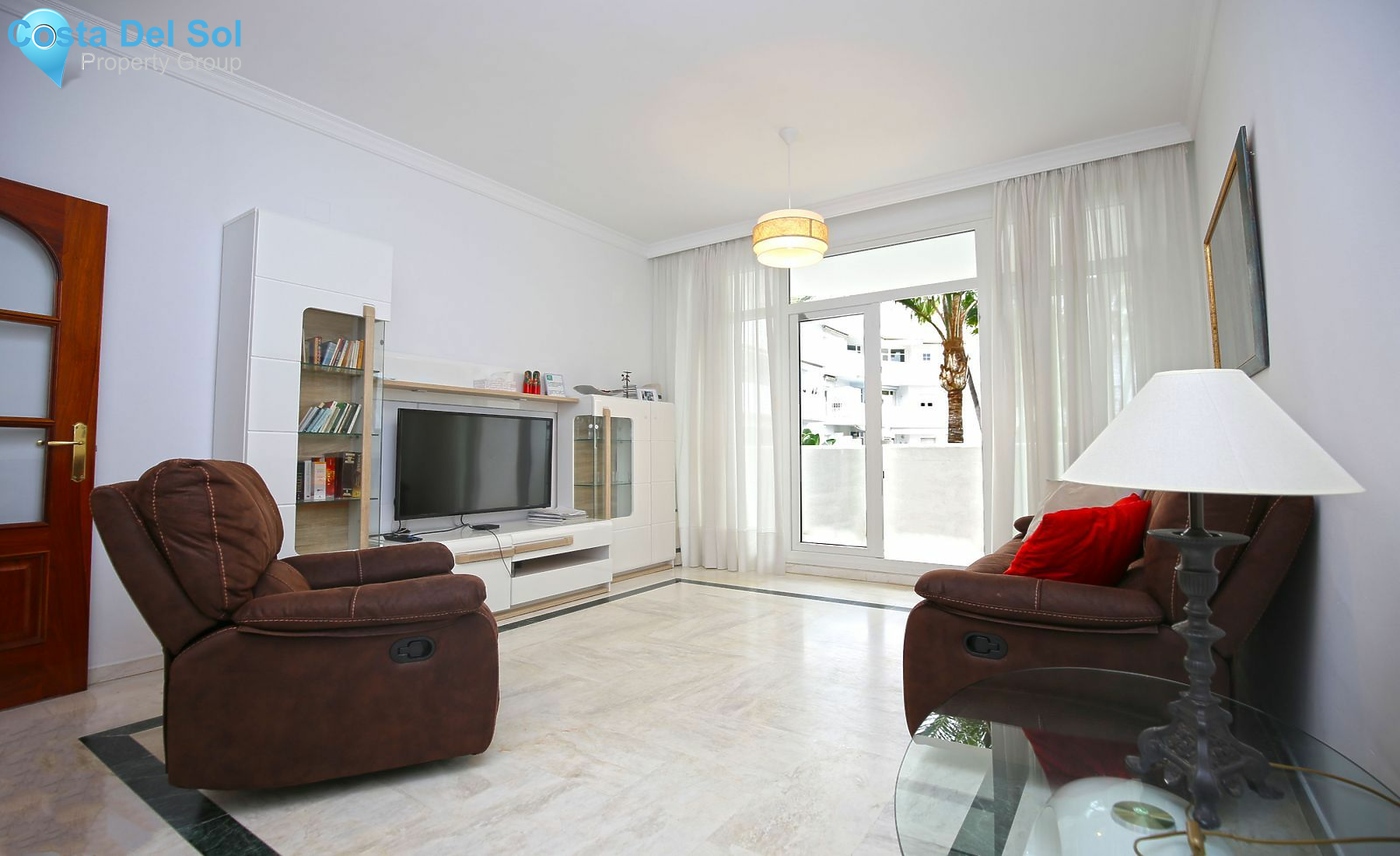 Middle Floor Apartment in Marbella-1545107