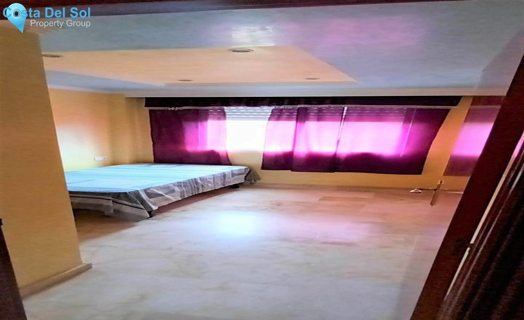 Middle Floor Apartment in Marbella-1549100