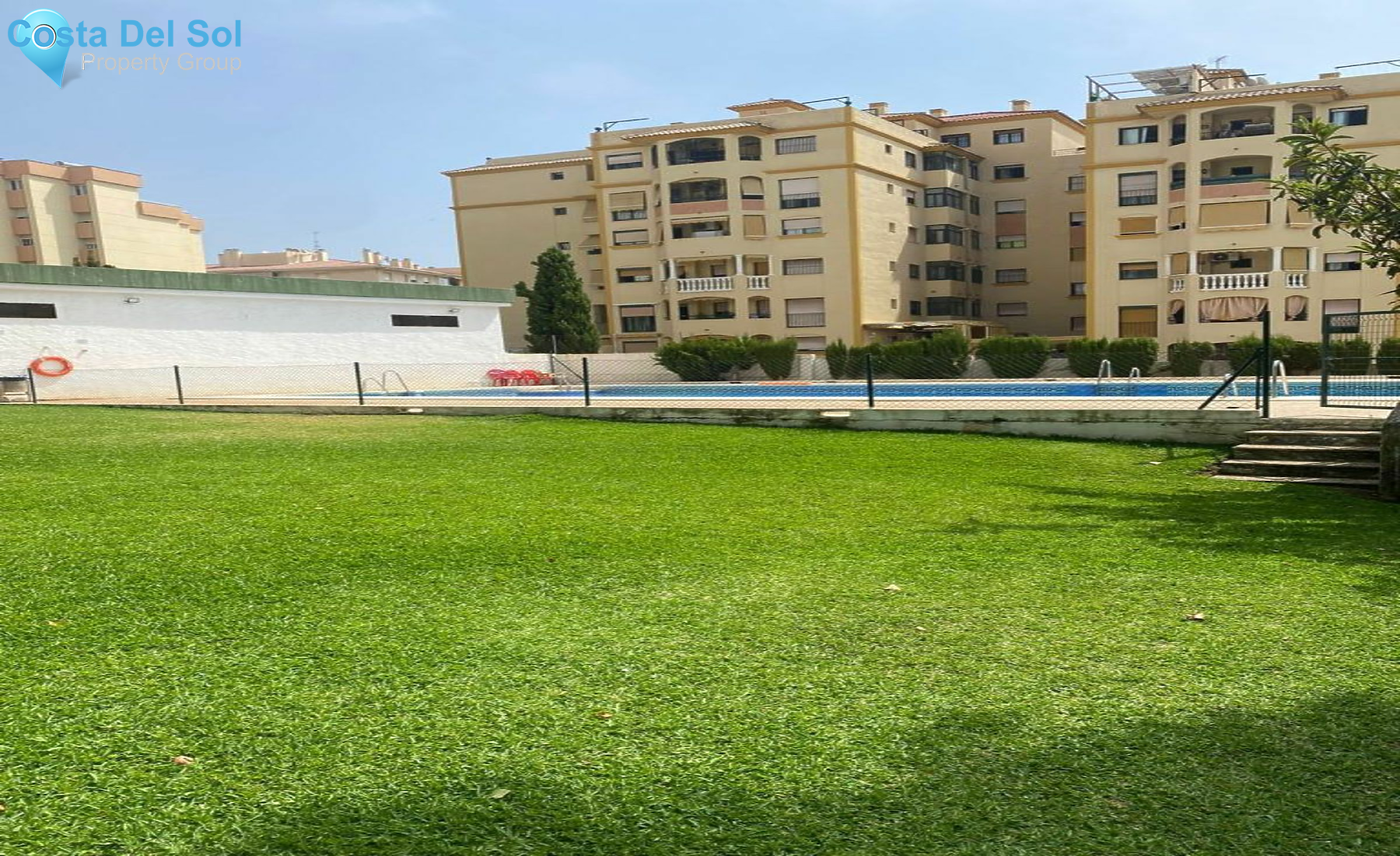 Middle Floor Apartment in Marbella-1553353