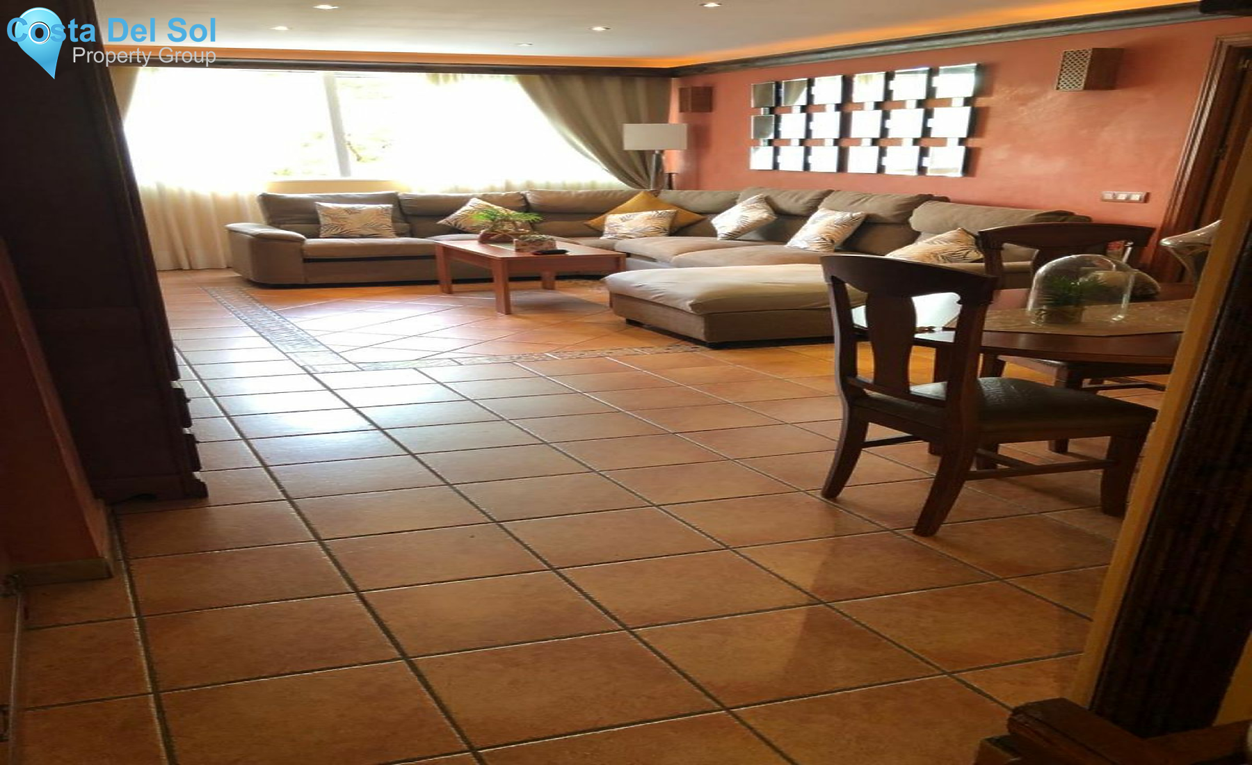 Middle Floor Apartment in Marbella-1553354
