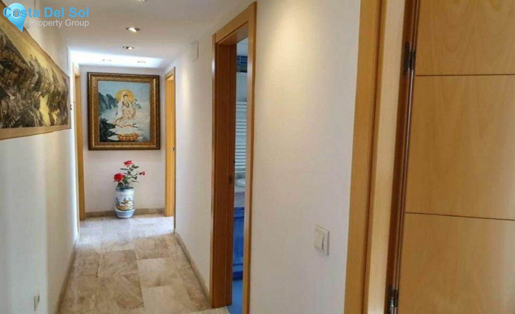 Middle Floor Apartment in Marbella-1554609