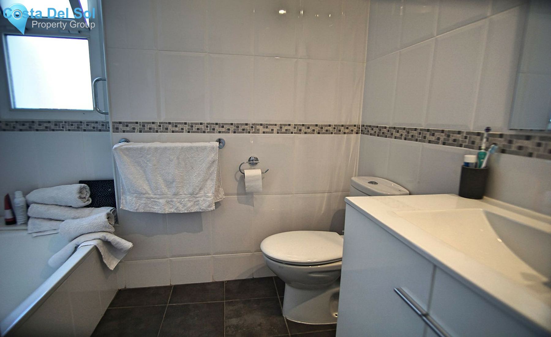 Middle Floor Apartment in Mijas Costa-1366863