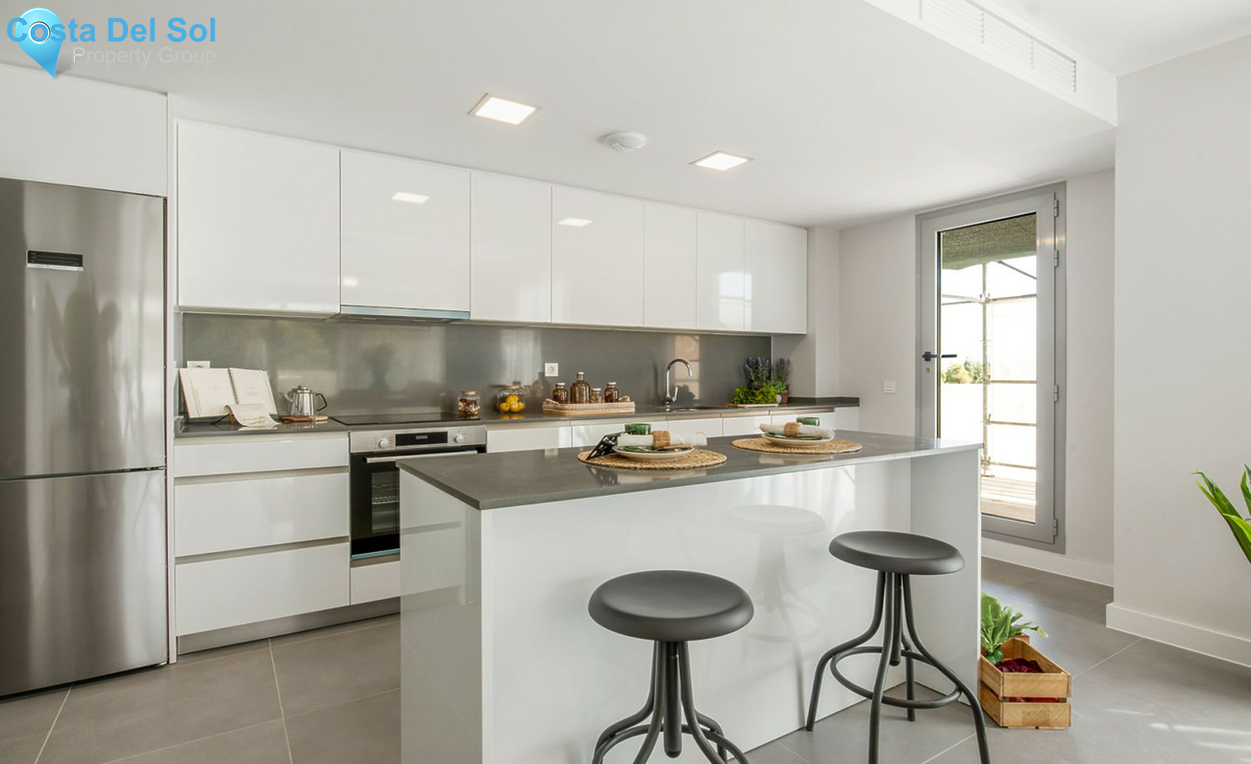 Middle Floor Apartment in Mijas Costa-1379083