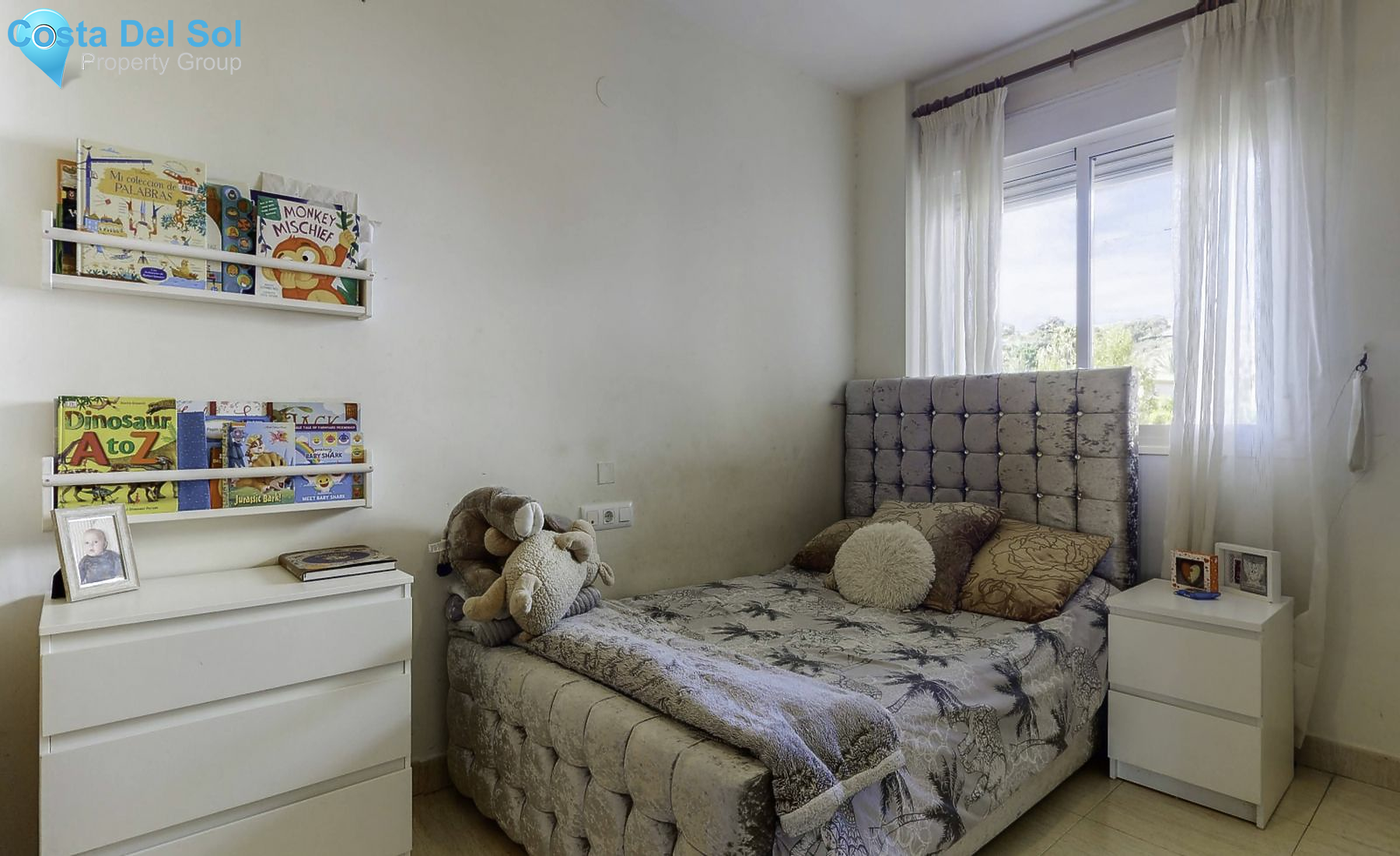 Middle Floor Apartment in La Cala Hills-1200322