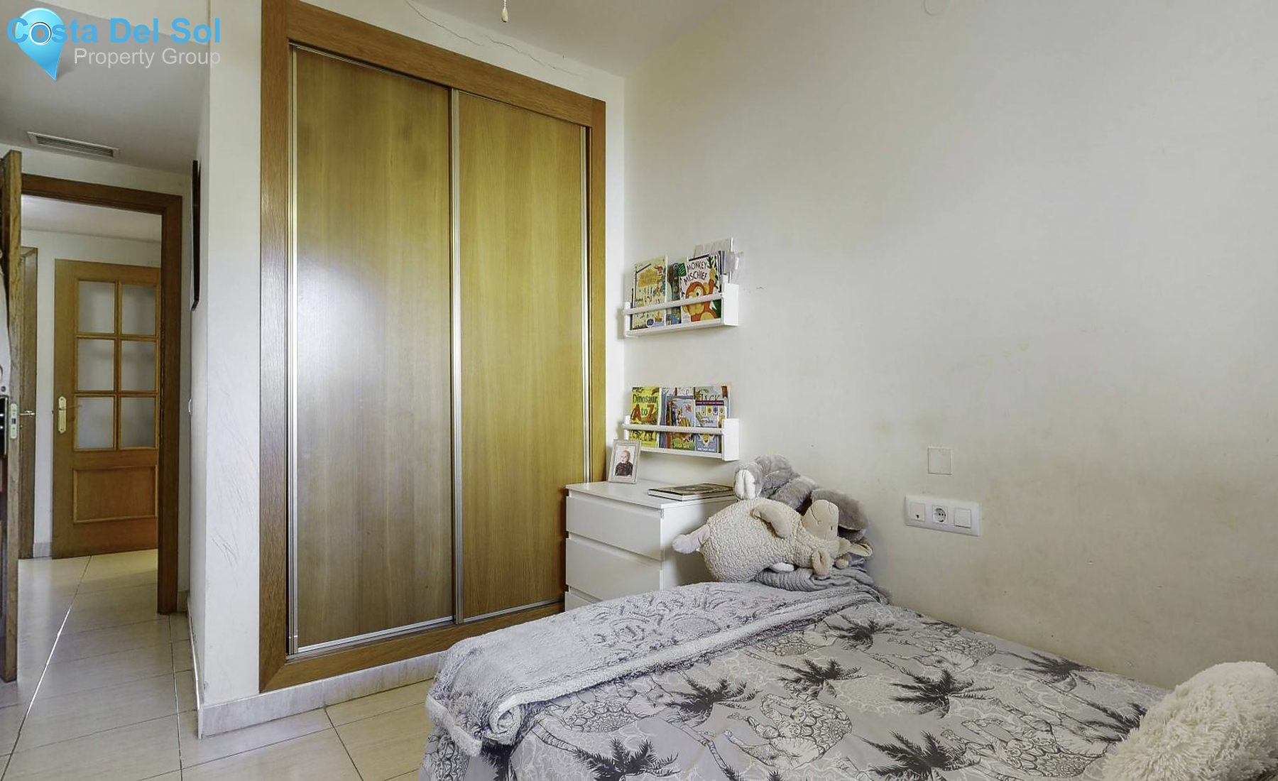 Middle Floor Apartment in La Cala Hills-1200323