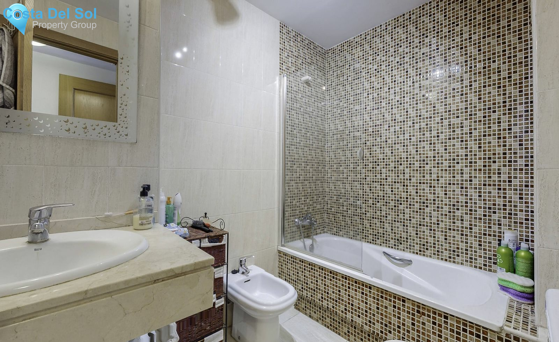 Middle Floor Apartment in La Cala Hills-1200325