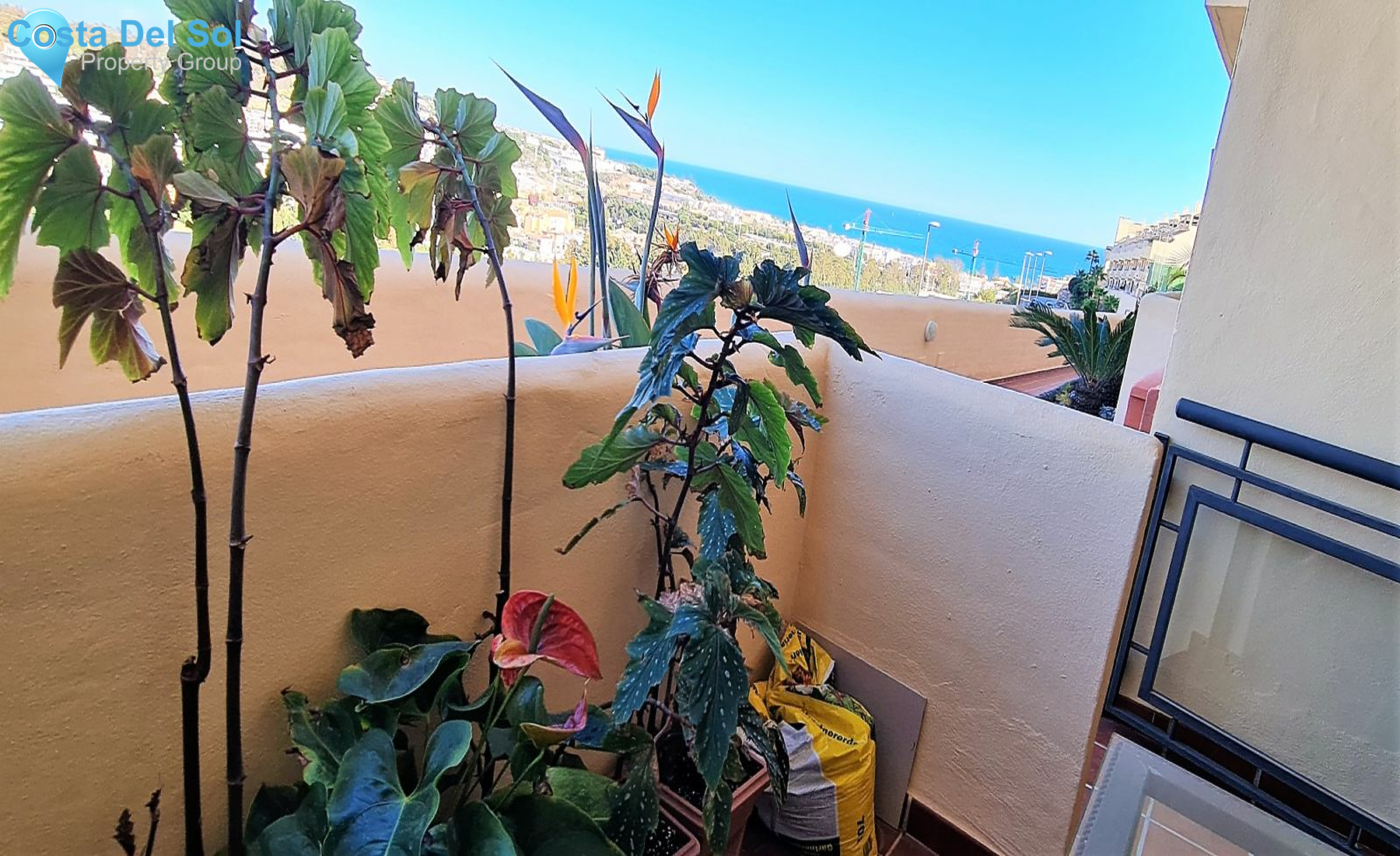 Middle Floor Apartment in Mijas Costa-1213083