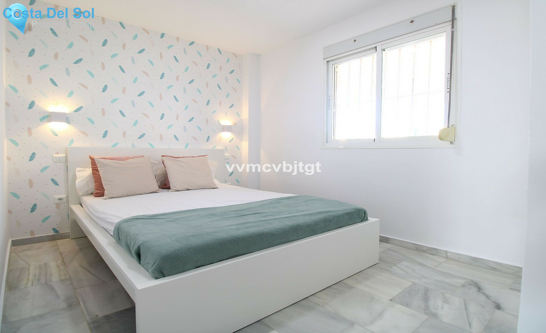 Middle Floor Apartment in Miraflores-1414905