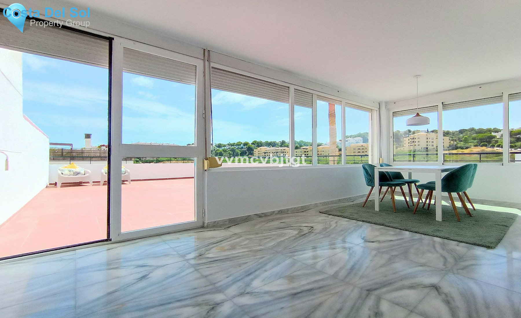 Middle Floor Apartment in Miraflores-1414890