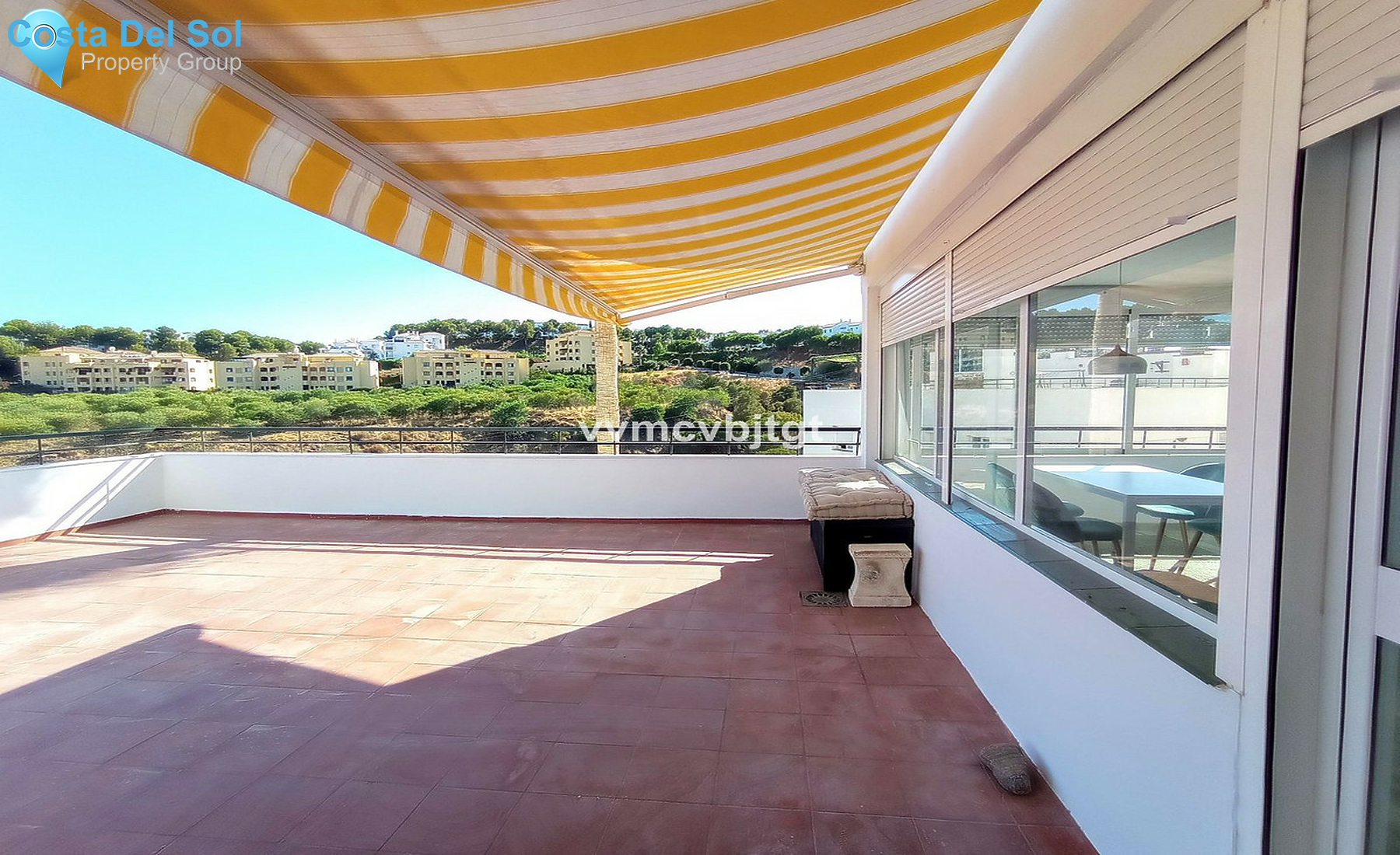 Middle Floor Apartment in Miraflores-1414891