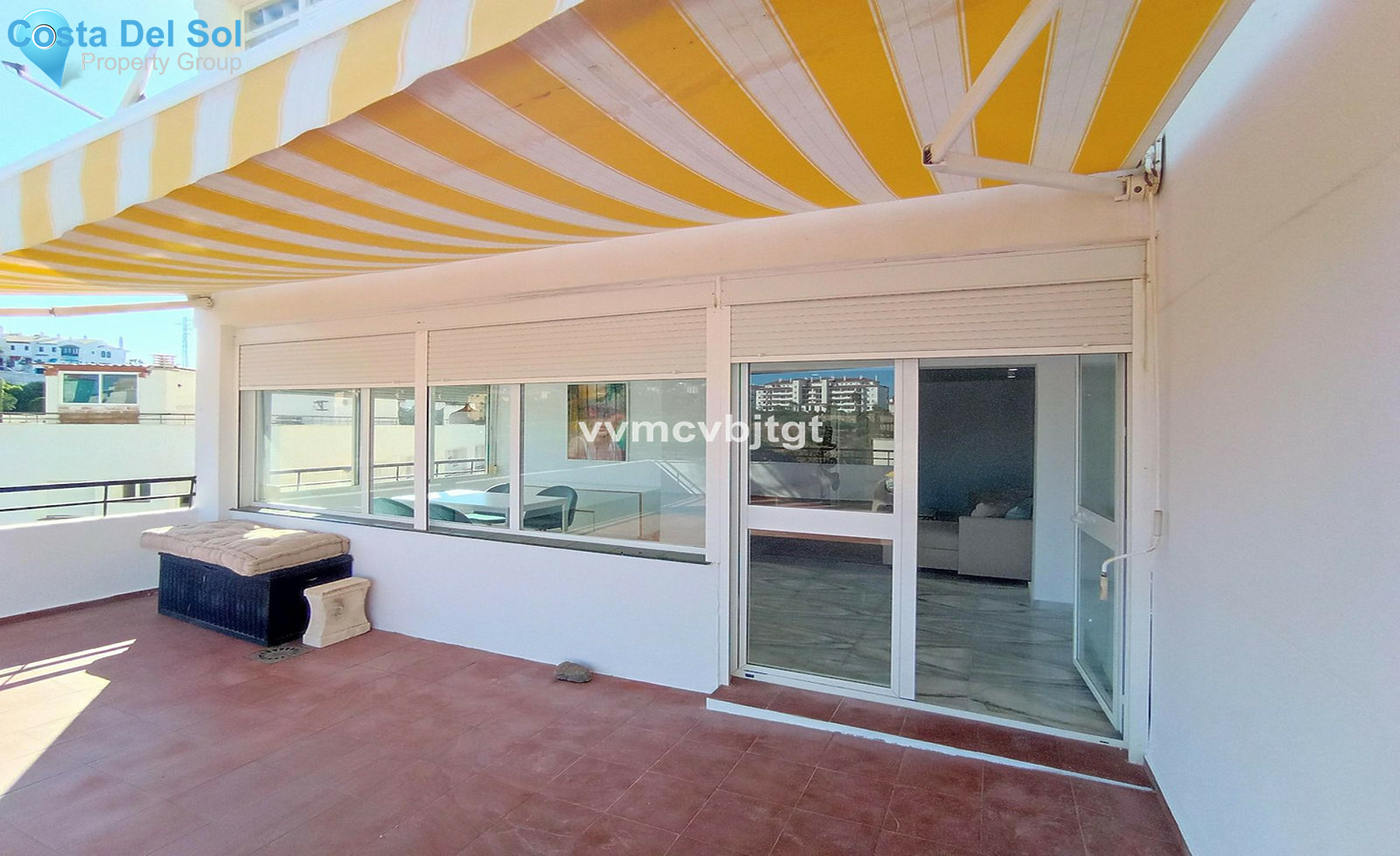 Middle Floor Apartment in Miraflores-1414894