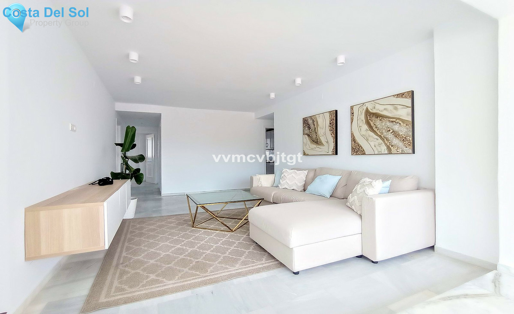 Middle Floor Apartment in Miraflores-1414897