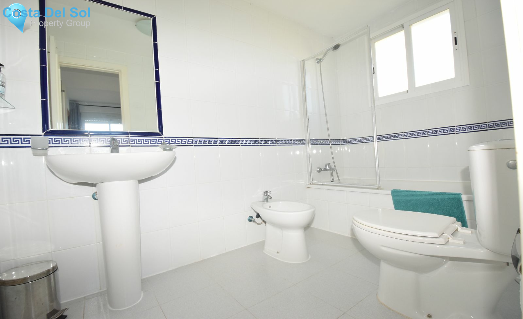 Middle Floor Apartment in Miraflores-1184981