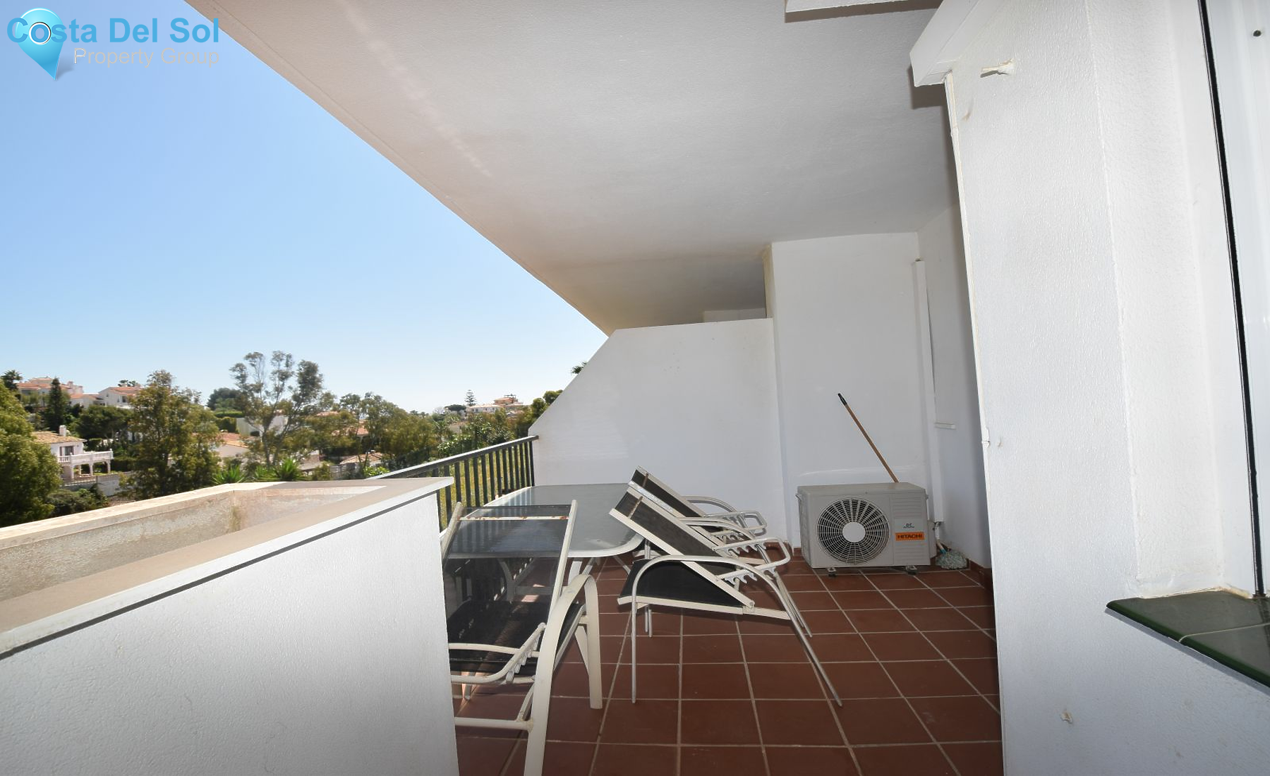 Middle Floor Apartment in Miraflores-1184986