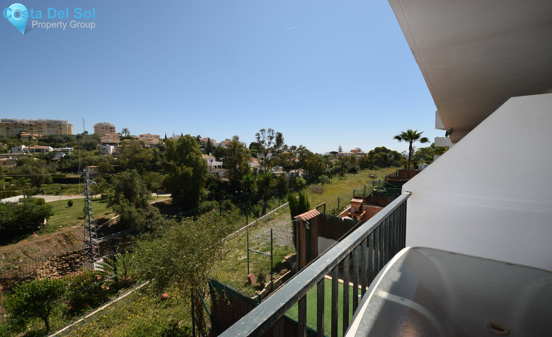 Middle Floor Apartment in Miraflores-1184989