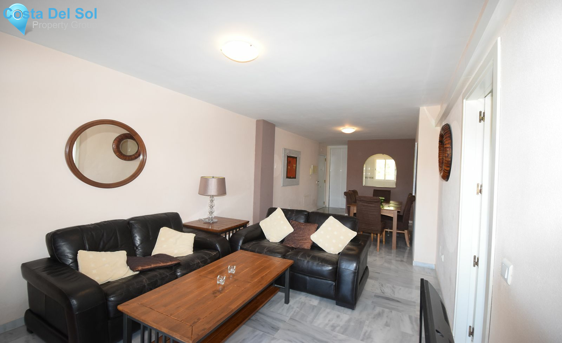 Middle Floor Apartment in Miraflores-1184974