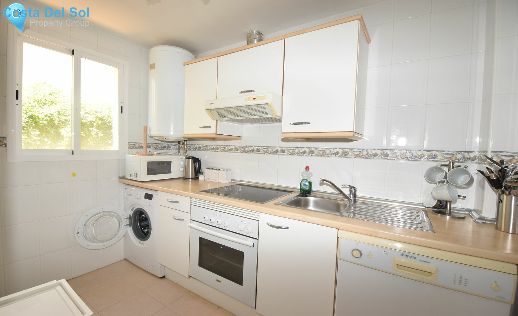 Middle Floor Apartment in Miraflores-1184978