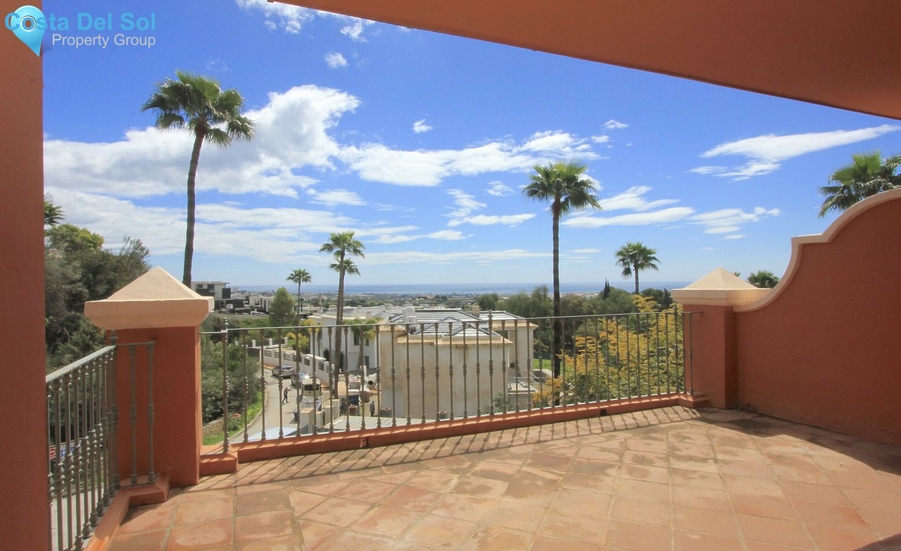 Middle Floor Apartment in Monte Halcones