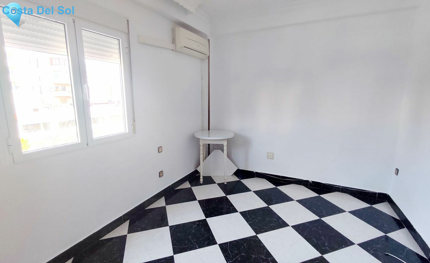 Middle Floor Apartment in Málaga Centro-1156185