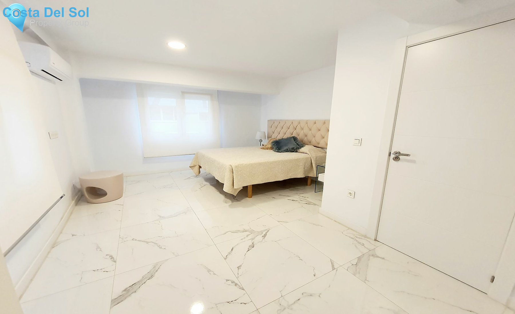 Middle Floor Apartment in Málaga Centro-1212905