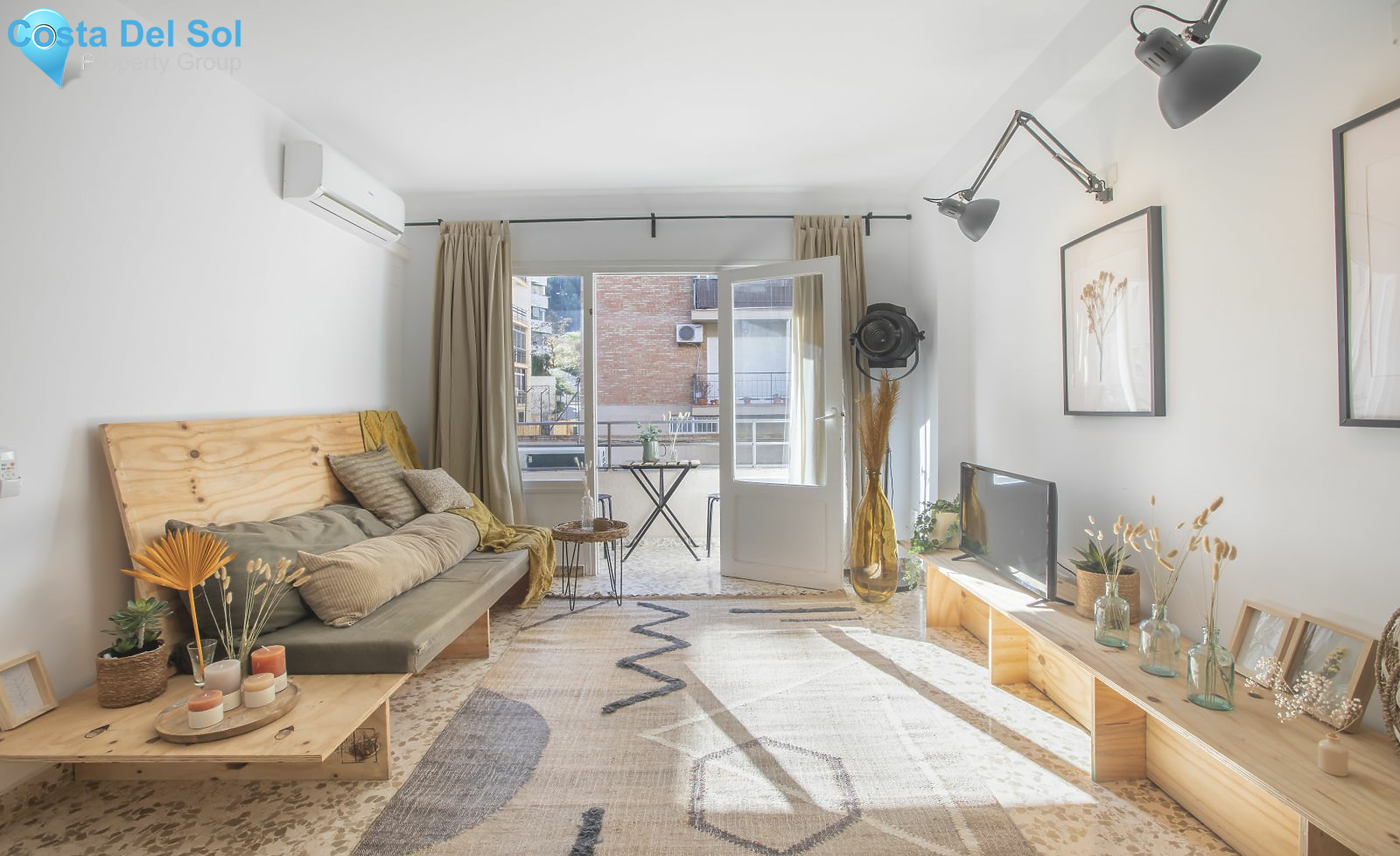 Middle Floor Apartment in Málaga Centro-1393325