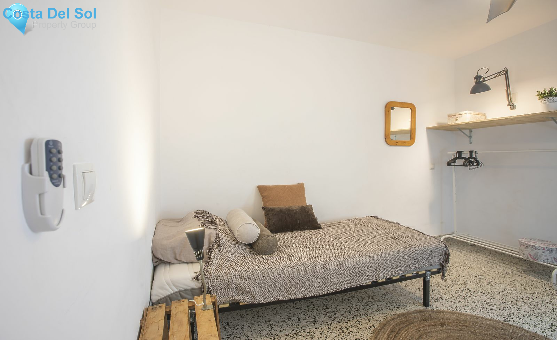 Middle Floor Apartment in Málaga Centro-1393327