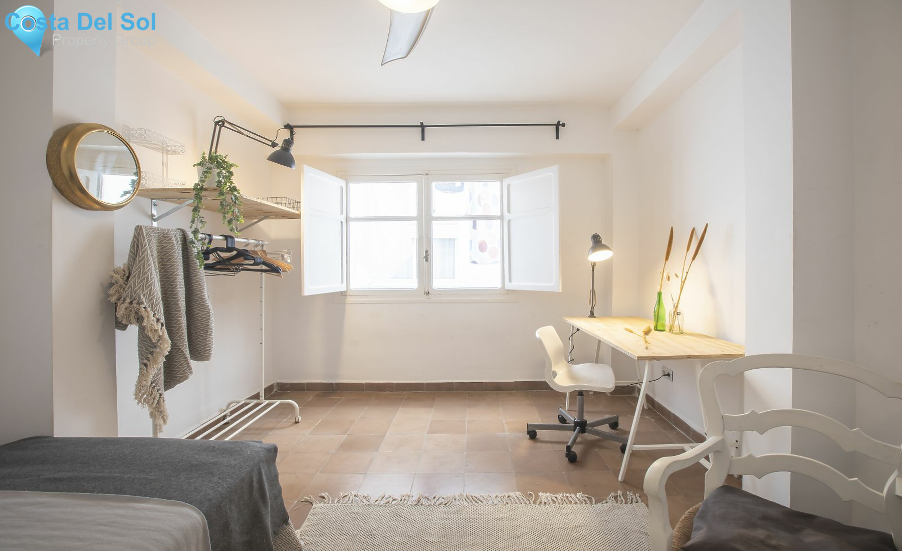 Middle Floor Apartment in Málaga Centro-1393330