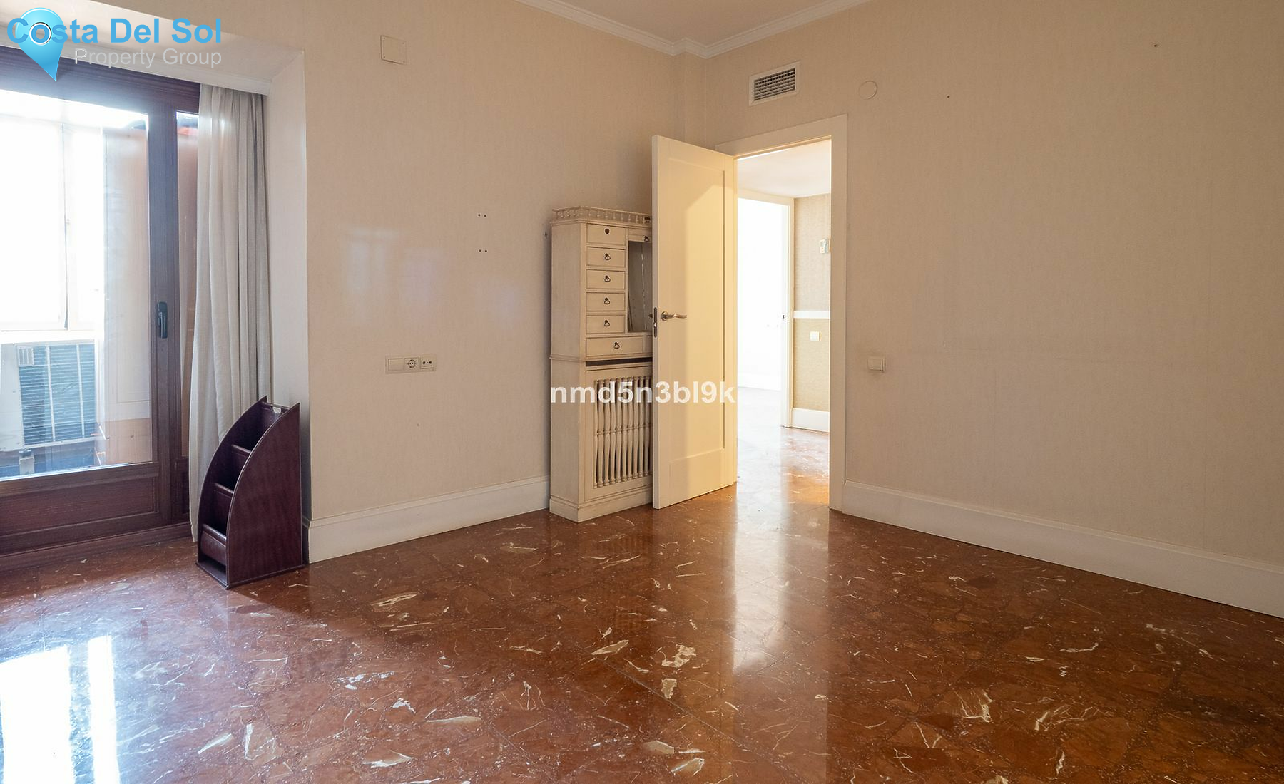 Middle Floor Apartment in Málaga Centro-1396559