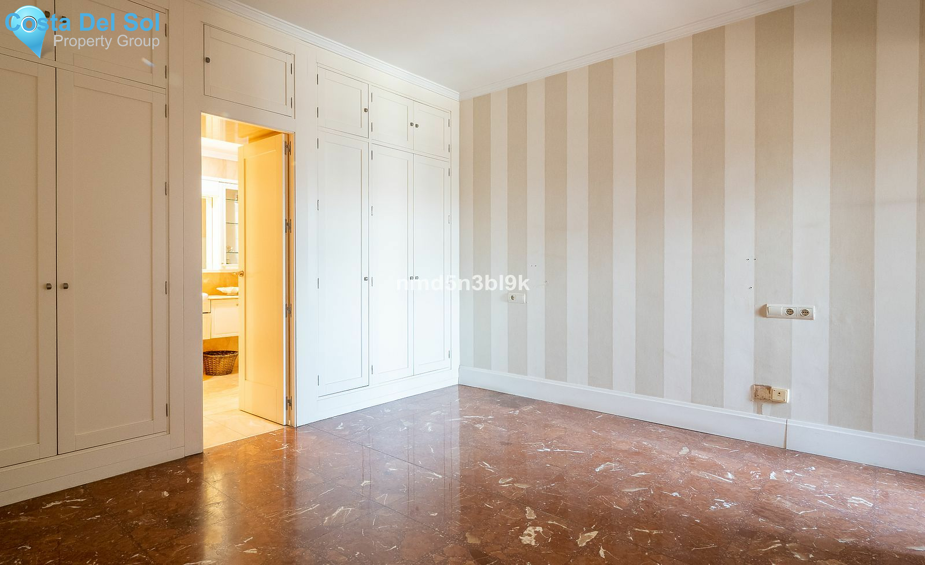 Middle Floor Apartment in Málaga Centro-1396554