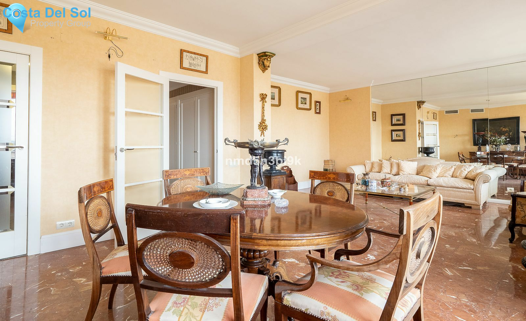 Middle Floor Apartment in Málaga Centro-1396555