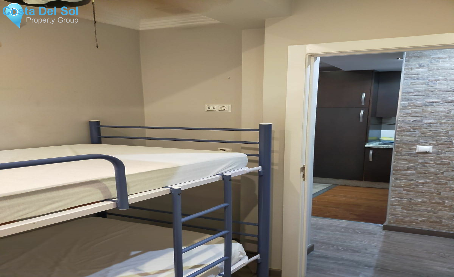 Middle Floor Apartment in Málaga Centro-1398435