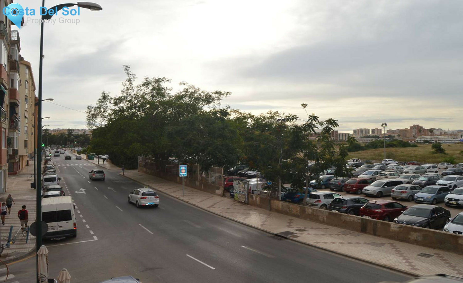 Middle Floor Apartment in Málaga-1257104