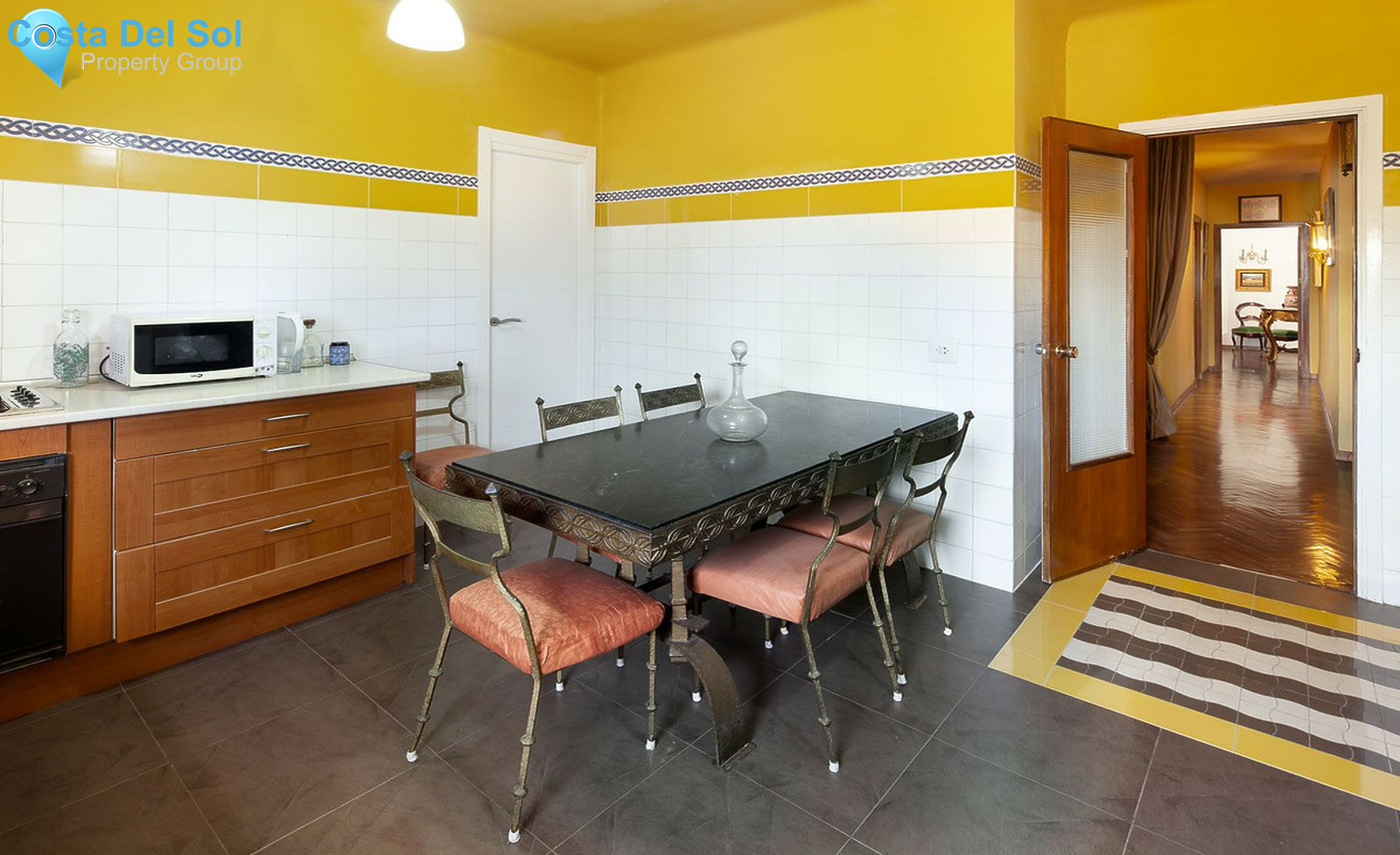 Middle Floor Apartment in Málaga-1266720