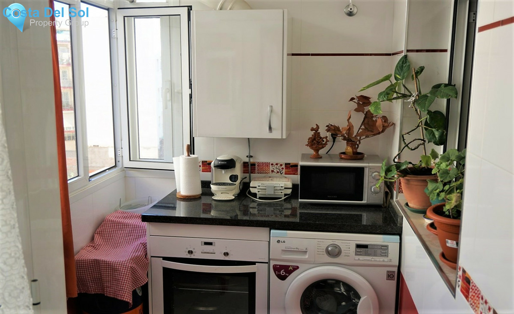 Middle Floor Apartment in Málaga-1342970