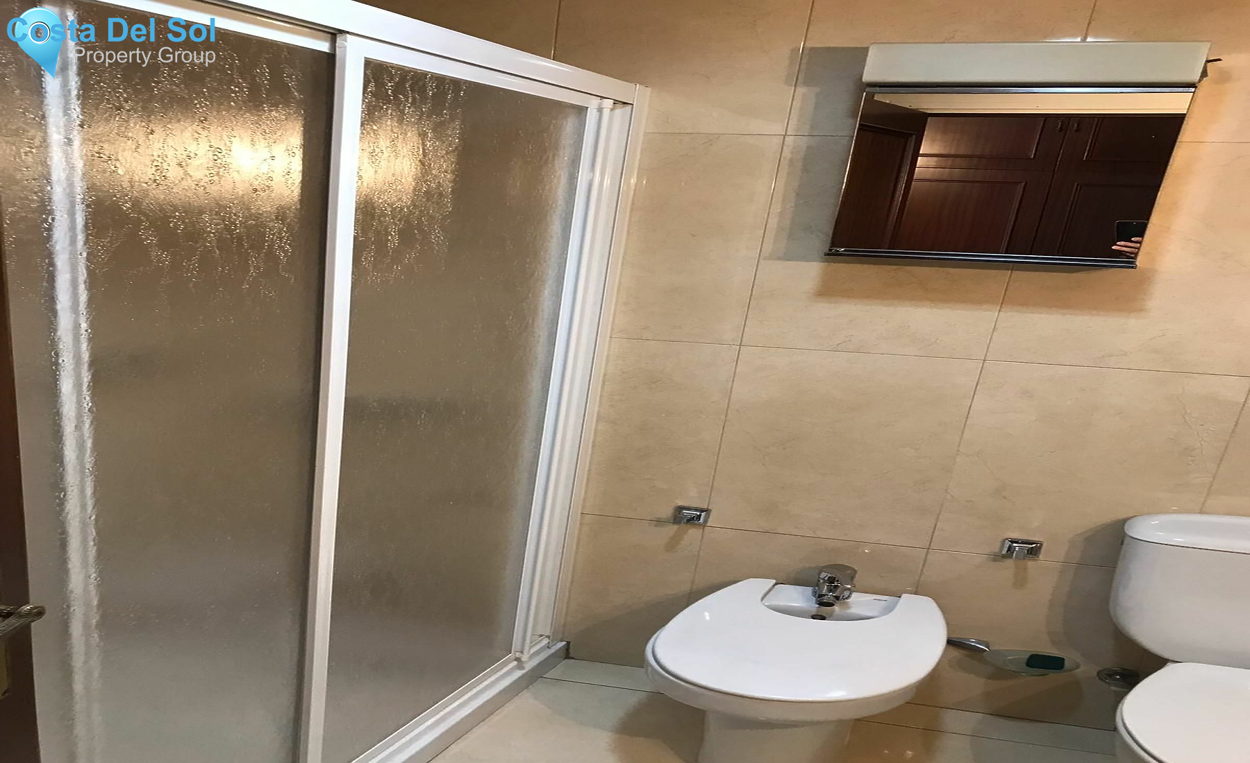 Middle Floor Apartment in Málaga Este-1203874